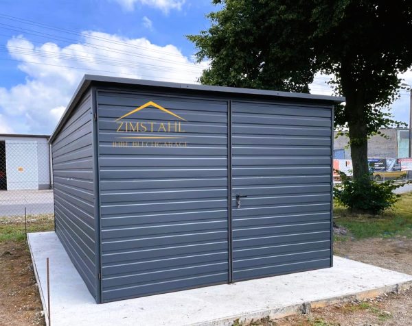 Blechgartenhaus 4m x 5m in der Farbe Anthrazit (BTX 7016) mit Doppelflügeltor, Pultdach mit Neigung nach hinten – Bild 2