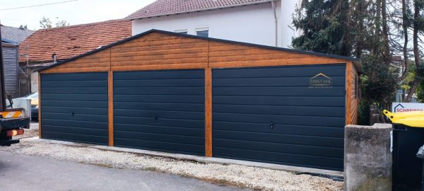 Blechgarage 9m x 5m in der Farbe Holzoptik goldene Eiche und Anthrazit (BTX 7016) mit Schwingtoren, Satteldach – Bild 4