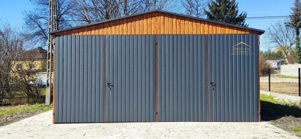 Blechgarage 6m x 6m in der Farbe Holzoptik goldene Eiche und Anthrazit (BTX 7016) mit Doppelflügeltoren, Satteldach – Bild 2