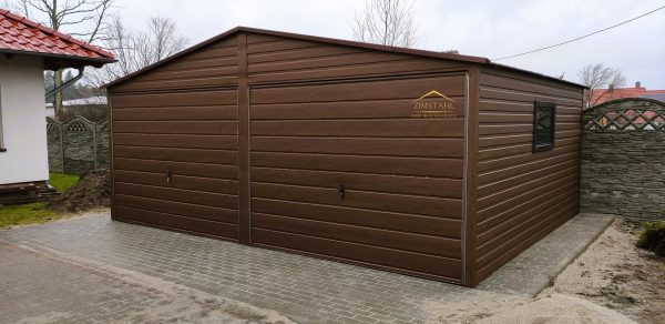 Blechgarage 6m x 5m in der Farbe Holzoptik dunkle Walnuss mit Schwingtoren, Satteldach – Bild 4