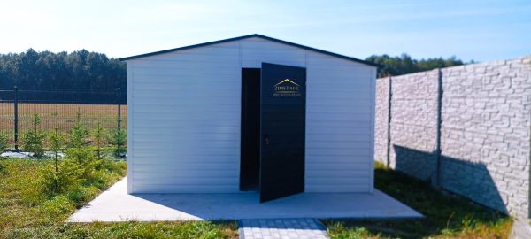 Blechgartenhaus 4m x 3m in der Farbe Reinweiß (RAL 9010) und Anthrazit (BTX 7016) mit Türe, Satteldach – Bild 2