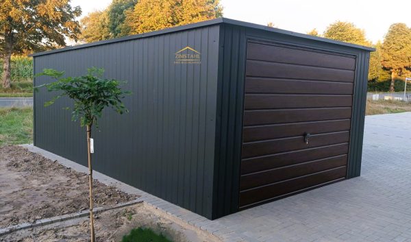 Blechgarage 3,50m x 6m in der Farbe Anthrazit (BTX 7016) und Schwingtor Holzoptik, Pultdach mit Neigung nach hinten – Bild 2