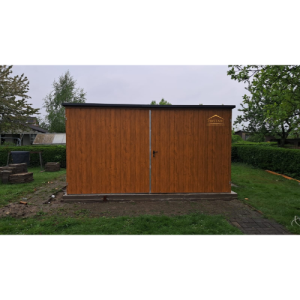 Blechgarage, Blechgartenhaus, pultdach neigung nach hinten, vertikaltrapezblech, holzoptik, goldene Eiche, Doppelflügeltor