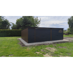 Blechgarage 7 m x 7 m in der Farbe Holzoptik dunkle Walnuss und Anthrazit (BTX 7016) mit Schwingtoren, Türe, Pultdach mit Neigung nach hinten